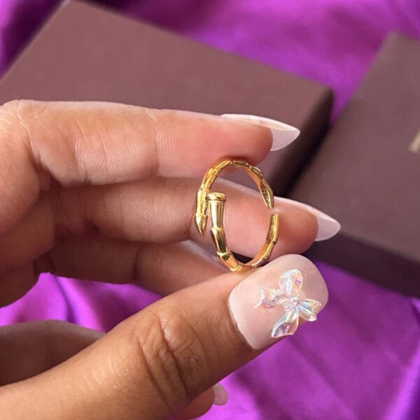 The Willow Band Ring - Image 2