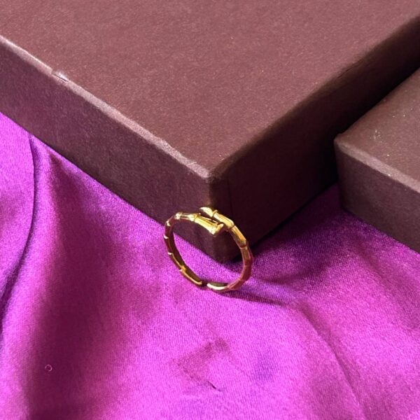 The Willow Band Ring