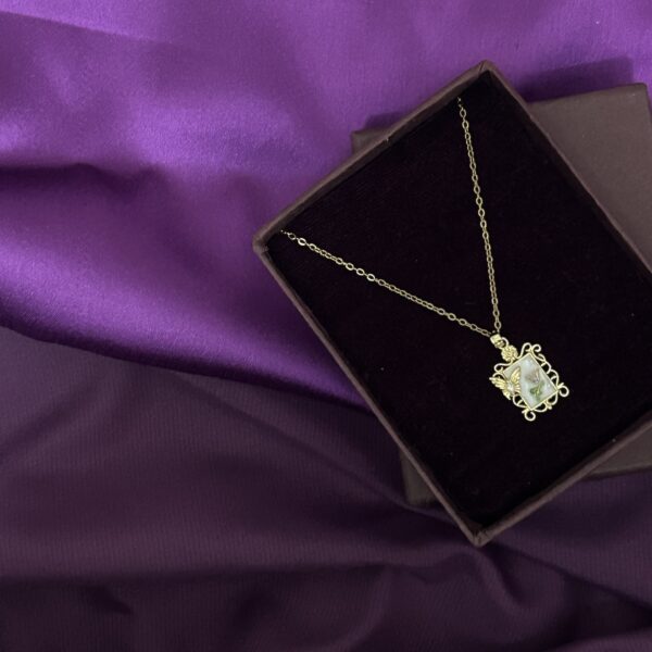 Divine Aesthetic Neckchain - Image 2