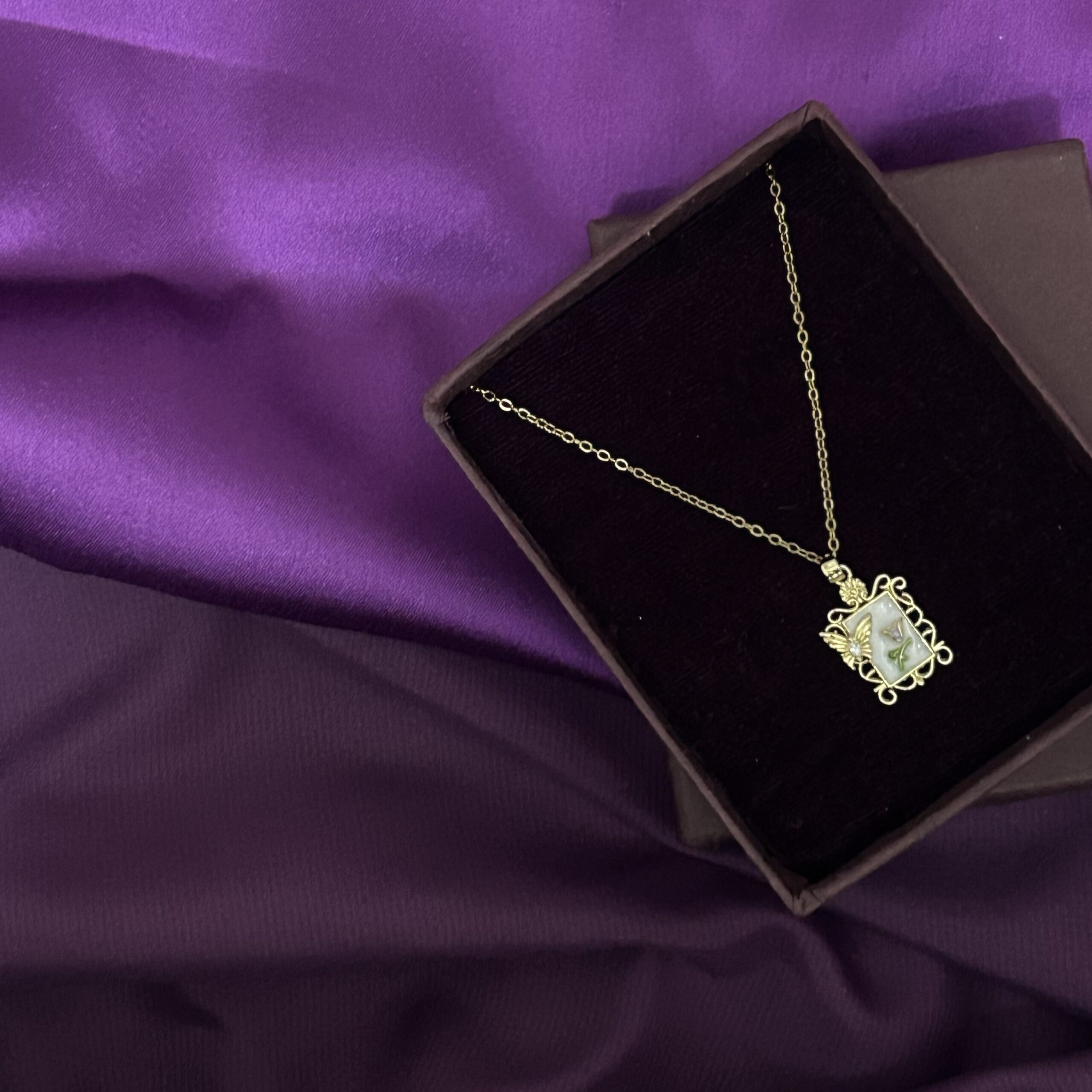 Divine Aesthetic Neckchain - Image 2